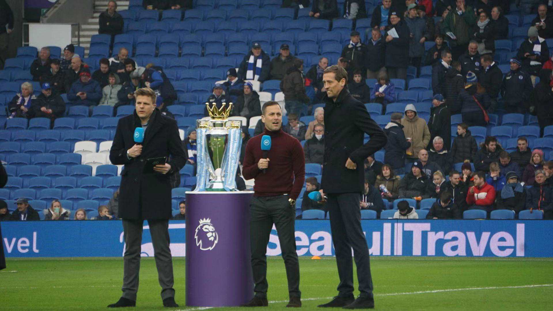 乐部考虑是 乐部考虑是